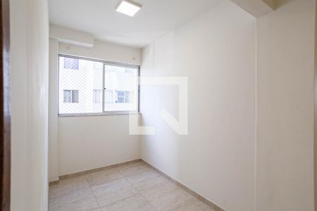 Sala  de apartamento à venda com 3 quartos, 74m² em Guarani, Belo Horizonte