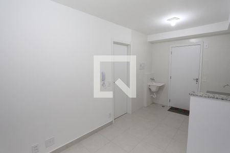 Sala/Cozinha de apartamento para alugar com 1 quarto, 32m² em Vila Ré, São Paulo