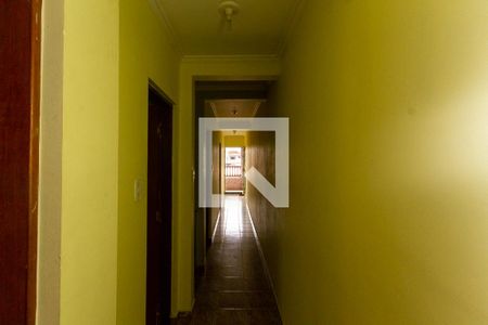 Corredor de casa para alugar com 3 quartos, 150m² em Jardim Planalto, São Paulo