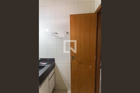 Lavabo na Sala 2 de casa à venda com 6 quartos, 300m² em Horto Florestal, Belo Horizonte