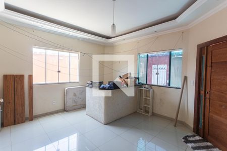 Sala 1 de casa à venda com 6 quartos, 300m² em Horto Florestal, Belo Horizonte