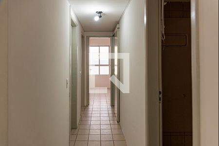 Corredor de apartamento para alugar com 3 quartos, 79m² em Centro, Jaboatão dos Guararapes