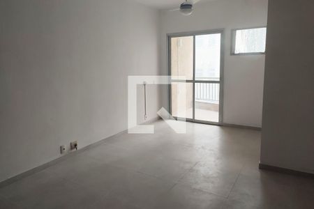 Sala de apartamento para alugar com 3 quartos, 73m² em Tanque, Rio de Janeiro