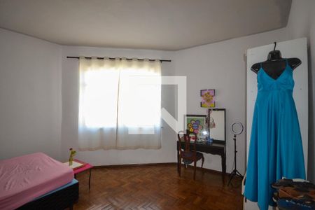 Quarto 1 de casa para alugar com 2 quartos, 100m² em Centro, Nilópolis