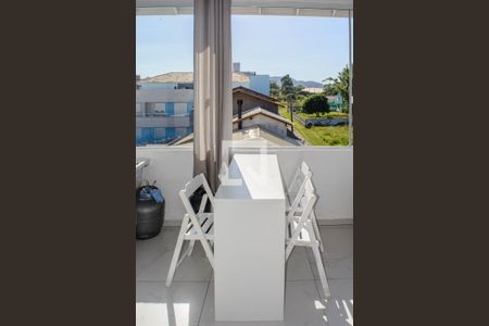 Mesa de Jantar de kitnet/studio para alugar com 1 quarto, 34m² em Ingleses do Rio Vermelho, Florianópolis
