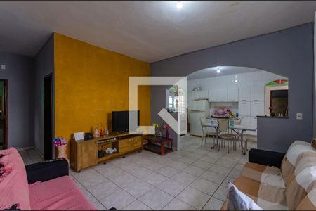 Sala de casa para alugar com 3 quartos, 360m² em Rio Branco, Belo Horizonte