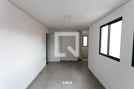 Kitnet / quarto / cozinha de apartamento para alugar com 1 quarto, 28m² em Vila Ernesto, São Paulo