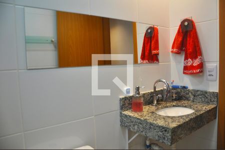 Apartamento à venda com 48m², 2 quartos e sem vaga Apartamento à venda com 48m², 2 quartos e sem vagaBanheiro