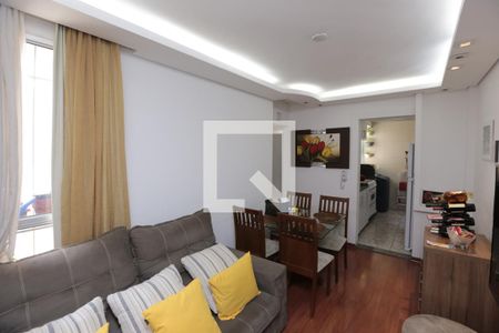 Sala de apartamento para alugar com 2 quartos, 44m² em Chacaras Reunidas Santa Terezinha, Contagem