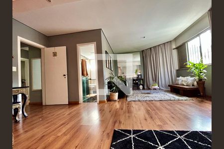 Quarto de apartamento à venda com 4 quartos, 242m² em Serra, Belo Horizonte