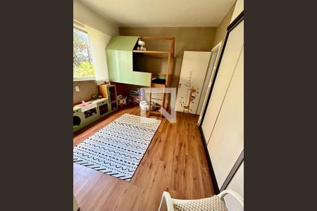 Quarto de apartamento à venda com 4 quartos, 242m² em Serra, Belo Horizonte