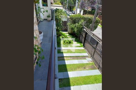 Casa à venda com 4 quartos, 317m² em Jardim Santo Amaro, São Paulo