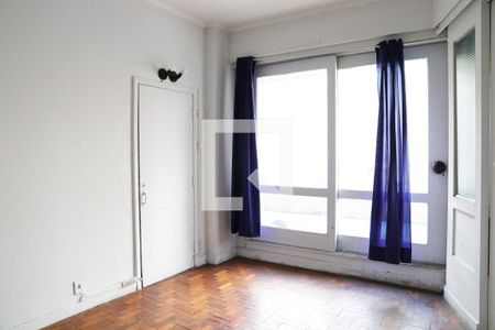 Studio à venda com 42m², 1 quarto e sem vagaSala