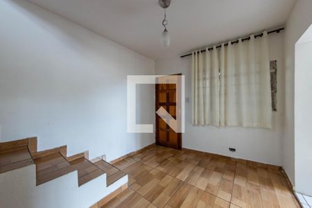 Sala  de casa para alugar com 2 quartos, 60m² em Vila Primavera, São Paulo