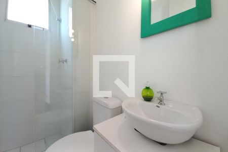 Banheiro de apartamento à venda com 2 quartos, 58m² em Parque Fazendinha, Campinas