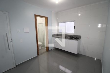 Cozinha de casa para alugar com 1 quarto, 30m² em Jardim Vila Formosa, São Paulo