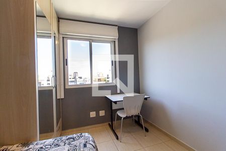Quarto 1 de apartamento para alugar com 3 quartos, 80m² em Água Verde, Curitiba