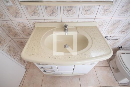 Banheiro da Suíte de casa à venda com 3 quartos, 120m² em Bonfim, Osasco