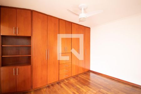 Suíte de casa à venda com 3 quartos, 120m² em Bonfim, Osasco