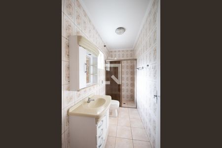 Banheiro da Suíte de casa à venda com 3 quartos, 120m² em Bonfim, Osasco