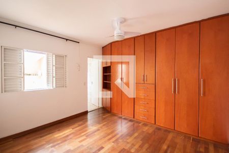 Suíte de casa à venda com 3 quartos, 120m² em Bonfim, Osasco