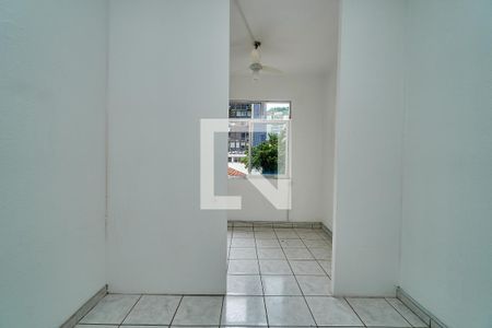 Sala de kitnet/studio para alugar com 1 quarto, 24m² em Tijuca, Rio de Janeiro