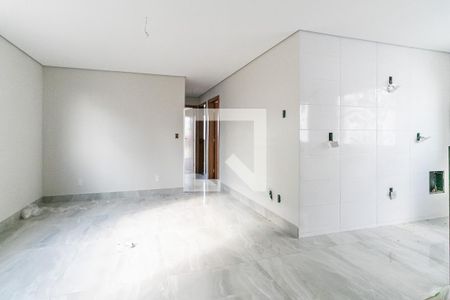 Sala de apartamento à venda com 5 quartos, 146m² em Heliópolis, Belo Horizonte