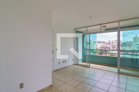 Sala de apartamento para alugar com 3 quartos, 70m² em Santa Tereza, Belo Horizonte