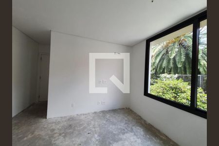 Casa à venda com 3 quartos, 318m² em Jardim Paulista, São Paulo