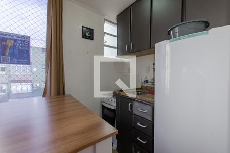 Cozinha de apartamento para alugar com 1 quarto, 33m² em Itacorubi, Florianópolis
