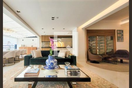 Apartamento à venda com 330m², 3 quartos e 4 vagas