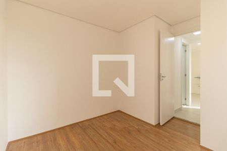 Quarto 1 de apartamento para alugar com 2 quartos, 33m² em Parque Fongaro, São Paulo