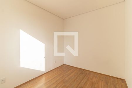 Quarto 1 de apartamento para alugar com 2 quartos, 33m² em Parque Fongaro, São Paulo