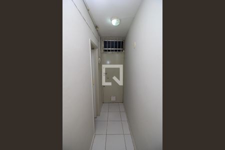 Corredor de Entrada de kitnet/studio à venda com 1 quarto, 30m² em Catete, Rio de Janeiro