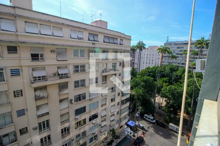 Vista do Quarto de kitnet/studio à venda com 1 quarto, 30m² em Catete, Rio de Janeiro