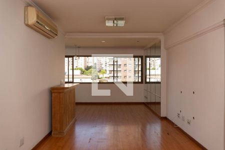 Apartamento para alugar com 2 quartos, 72m² em Passo da Areia, Porto Alegre