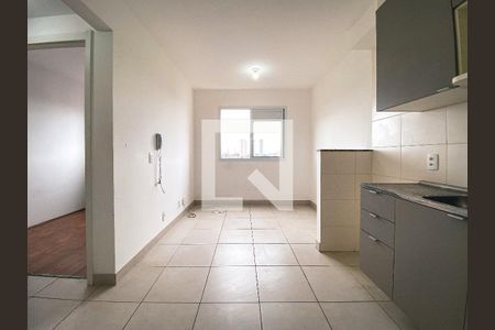 Sala/Cozinha de apartamento à venda com 2 quartos, 35m² em Jardim Celeste, São Paulo