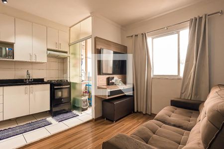 Sala/Cozinha de apartamento à venda com 2 quartos, 43m² em Vila Galvão, Guarulhos