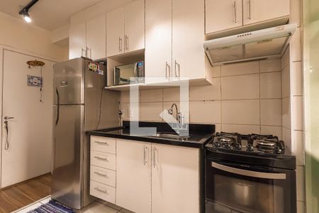 Sala/Cozinha de apartamento para alugar com 2 quartos, 42m² em Vila Galvão, Guarulhos