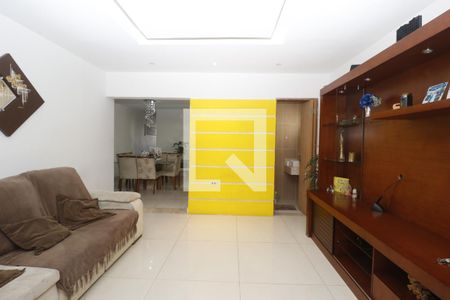 Casa para alugar com 145m², 2 quartos e 1 vagaSala 