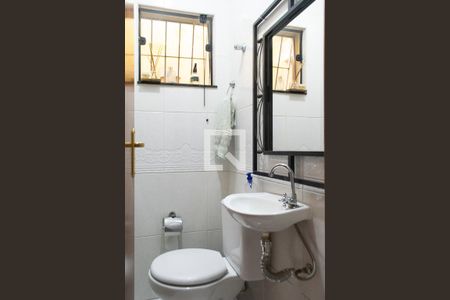 Lavabo de casa à venda com 3 quartos, 195m² em Chora Menino, São Paulo