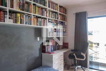 Quarto 2 de casa à venda com 3 quartos, 195m² em Chora Menino, São Paulo