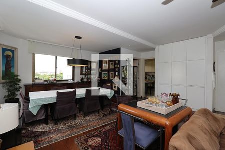 Sala de apartamento à venda com 4 quartos, 210m² em Alto de Pinheiros, São Paulo