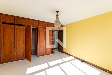 Quarto 1 de apartamento à venda com 4 quartos, 600m² em Ingá, Niterói