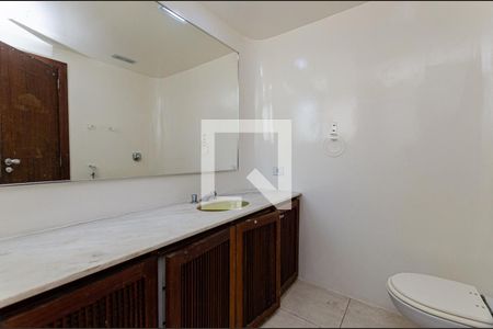 Banheiro do Quarto 1 de apartamento à venda com 4 quartos, 600m² em Ingá, Niterói