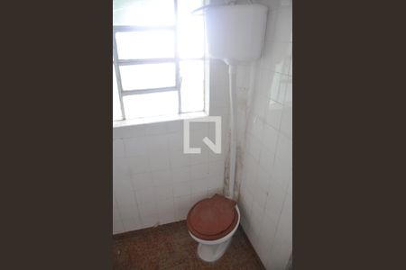 Banheiro de casa para alugar com 1 quarto, 70m² em Moinho Velho, São Paulo