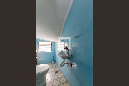 Lavabo de casa à venda com 3 quartos, 120m² em Vila Romero, São Paulo