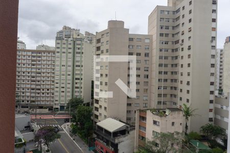 Vista da Sala de apartamento para alugar com 3 quartos, 100m² em Bela Vista, São Paulo