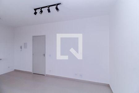 Sala de kitnet/studio para alugar com 1 quarto, 30m² em Vila Anadir, São Paulo