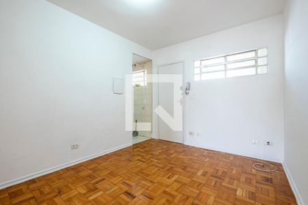 Sala de casa de condomínio à venda com 2 quartos, 45m² em Pinheiros, São Paulo